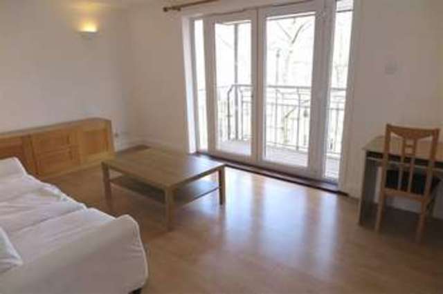  Image of 2 bedroom Flat to rent in South Sea Street London SE16 at Surrey Quays, SE16 7US