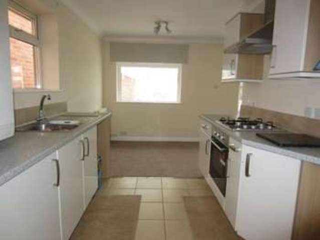  Image of 4 bedroom Bungalow to rent in Fenton Road Southbourne Bournemouth BH6 at Fenton Road Southbourne Bournemouth, BH6 5EY