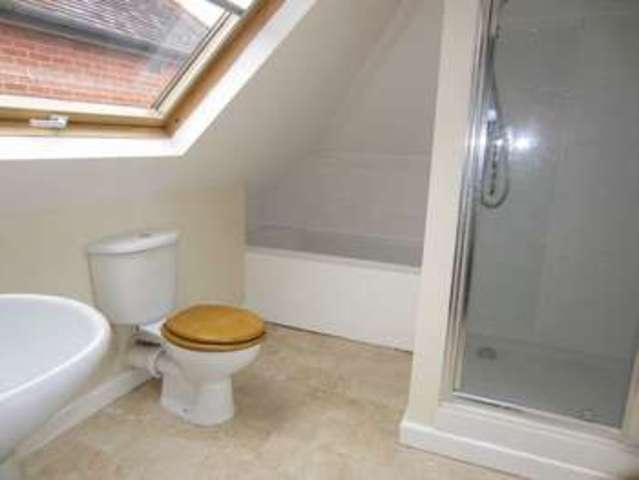  Image of 4 bedroom Bungalow to rent in Fenton Road Southbourne Bournemouth BH6 at Fenton Road Southbourne Bournemouth, BH6 5EY