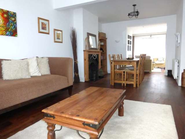  Image of 3 bedroom Semi-Detached house to rent in Southfield Avenue Watford WD24 at Southfield Avenue  Watford, WD24 7DU