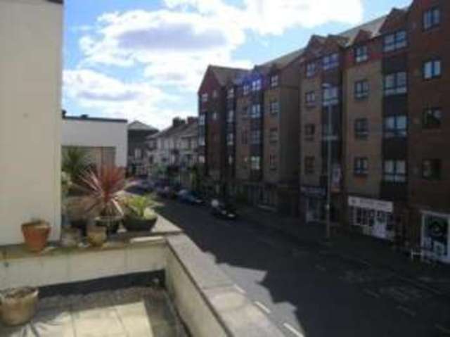  Image of 1 bedroom Flat for sale in Albert Road Southsea PO5 at Southsea Hampshire Portsmouth, PO5 2SF