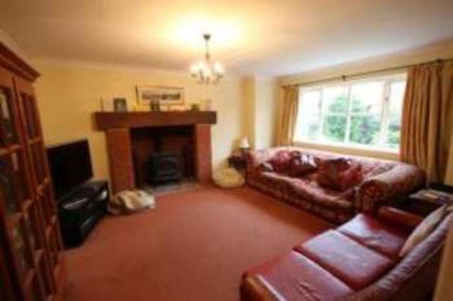  Image of 4 bedroom Detached house for sale in Southview Great Barford Bedford MK44 at Great Barford Bedford Great Barford, MK44 3BJ