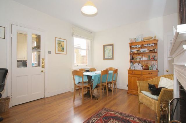  Image of 3 bedroom Semi-Detached house for sale in Spencers Road Maidenhead SL6 at Spencers Road  Maidenhead, SL6 6LN