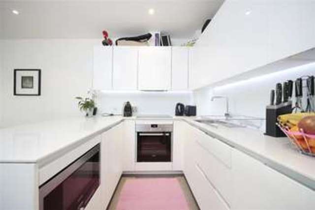  Image of 2 bedroom Apartment for sale in Juniper Drive London SW18 at Juniper Drive Wandsworth Wandsworth Town, SW18 1FS