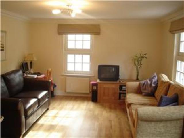  Image of 2 bedroom Flat to rent in Spylaw Street Edinburgh EH13 at Colinton Edinburgh Edinburgh, EH13 0JT