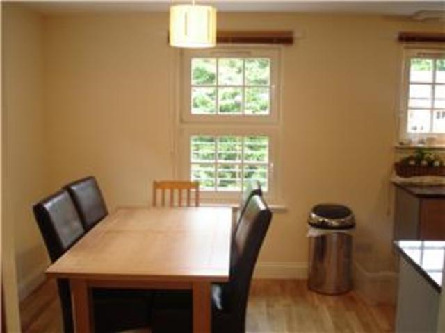  Image of 2 bedroom Flat to rent in Spylaw Street Edinburgh EH13 at Colinton Edinburgh Edinburgh, EH13 0JT