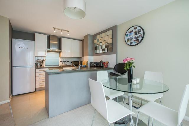  Image of 1 bedroom Property to rent in St. George Wharf London SW8 at St George Wharf  London, SW8 2FG