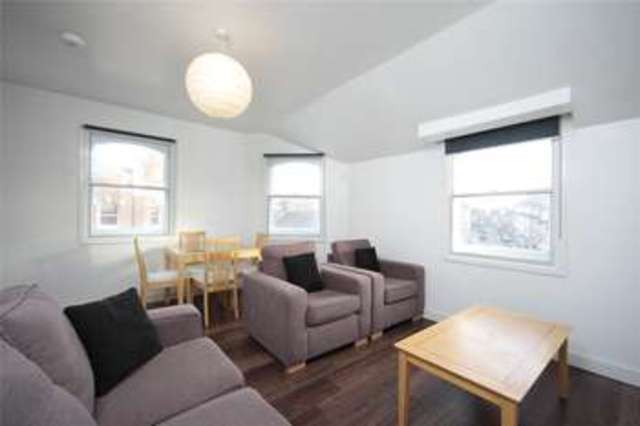  Image of 2 bedroom Flat to rent in St. John