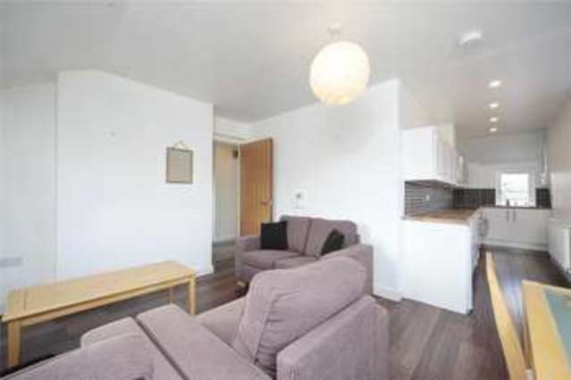  Image of 2 bedroom Flat to rent in St. John