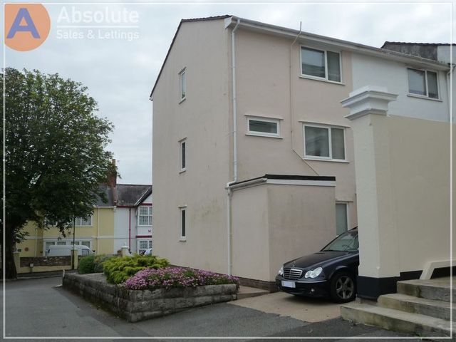  Image of 3 bedroom Detached house to rent in St. Lukes Road North Torquay TQ2 at St Lukes Road North Town Centre Torquay, TQ2 5PD