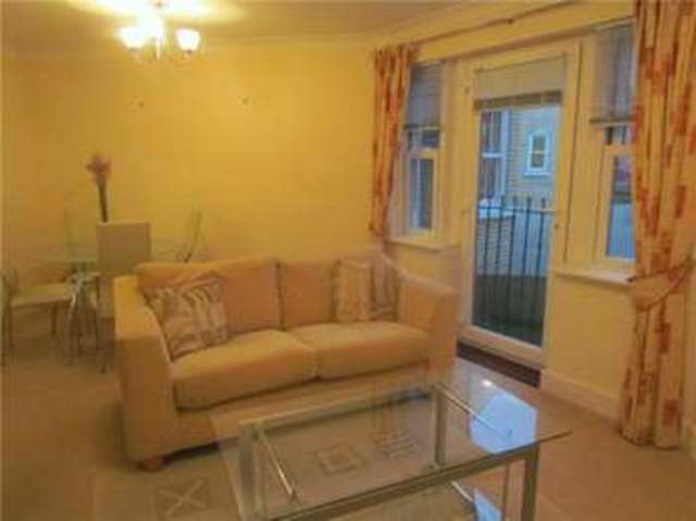  Image of 2 bedroom Flat to rent in St. Matthews Gardens Cambridge CB1 at Cambridge, CB1 2PJ