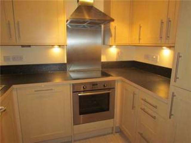 Image of 2 bedroom Flat to rent in St. Matthews Gardens Cambridge CB1 at Cambridge, CB1 2PJ