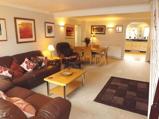  Image of 3 bedroom Detached house for sale in Standen Way Swindon SN25 at Standen Way St.Andrews Ridge Swindon, SN25 4YF