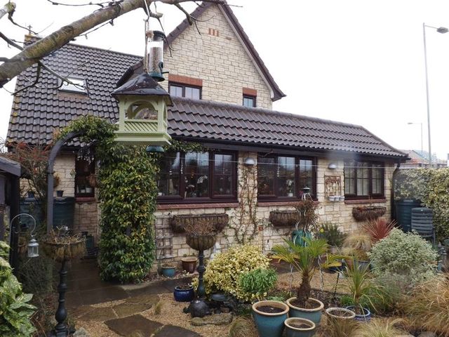  Image of 3 bedroom Detached house for sale in Standen Way Swindon SN25 at Standen Way St.Andrews Ridge Swindon, SN25 4YF