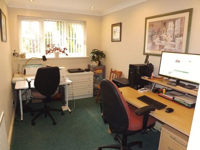 Image of 3 bedroom Detached house for sale in Standen Way Swindon SN25 at Standen Way St.Andrews Ridge Swindon, SN25 4YF