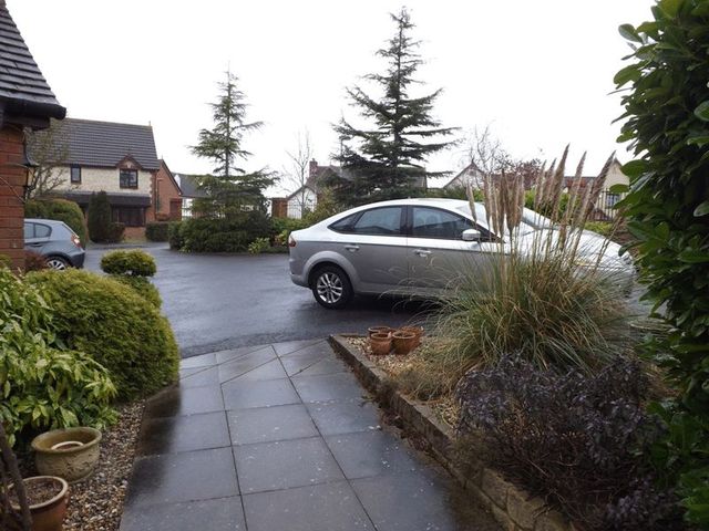  Image of 3 bedroom Detached house for sale in Standen Way Swindon SN25 at Standen Way St.Andrews Ridge Swindon, SN25 4YF