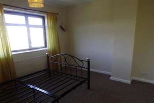  Image of 3 bedroom Detached house to rent in Andrea Close Peterborough PE2 at Peterborough, PE2 8JU