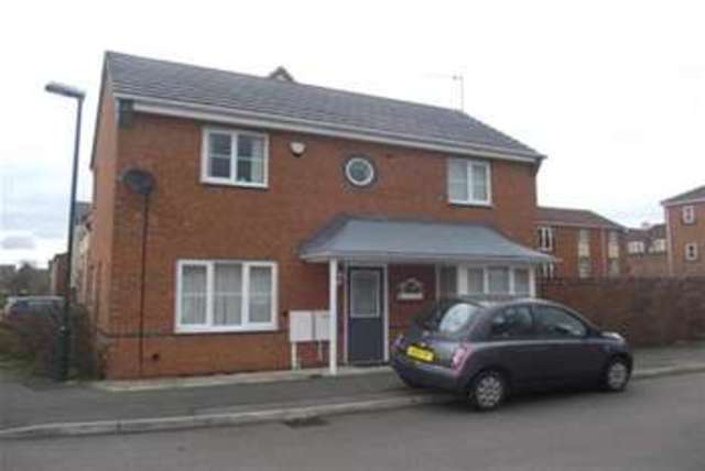  Image of 3 bedroom Detached house to rent in Stanhope Avenue Nottingham NG5 at Nottingham, NG5 1QX
