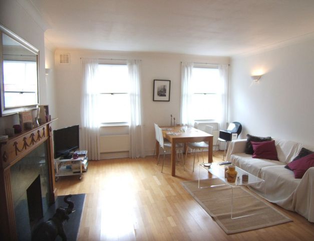  Image of 2 bedroom Flat to rent in Stanhope Mews West London SW7 at Stanhope Mews West  London, SW7 5RB