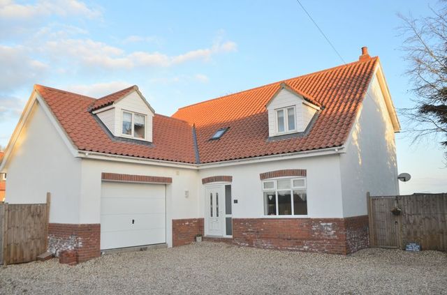  Image of 4 bedroom Detached house for sale in Station Road Bardney Lincoln LN3 at Station Road Bardney Lincoln, LN3 5UF