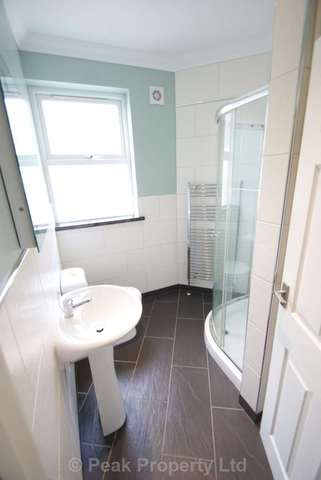  Image of 1 bedroom Studio flat to rent in Station Road Westcliff-on-Sea SS0 at Station Road  Westcliff On Sea, SS0 7SB