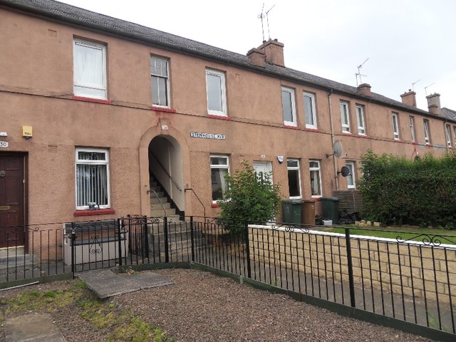  Image of 2 bedroom Flat to rent in Stenhouse Avenue Edinburgh EH11 at Stenhouse Edinburgh Edinburgh, EH11 3HZ