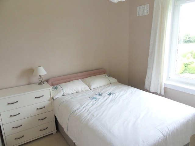  Image of 2 bedroom Flat to rent in Stenhouse Avenue Edinburgh EH11 at Stenhouse Edinburgh Edinburgh, EH11 3HZ