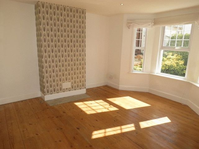  Image of Property to rent in Stewart Road Bournemouth BH8 at Stewart Road  Bournemouth, BH8 8NX