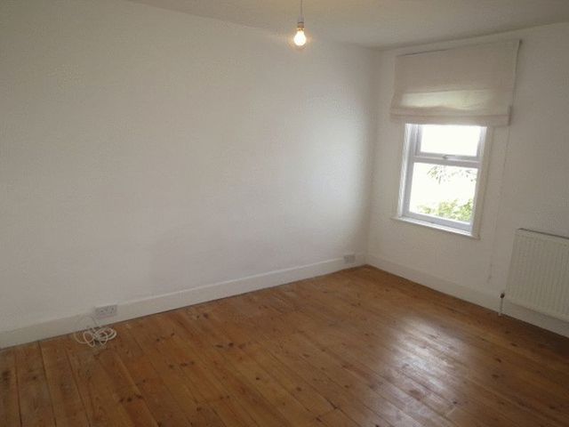  Image of Property to rent in Stewart Road Bournemouth BH8 at Stewart Road  Bournemouth, BH8 8NX