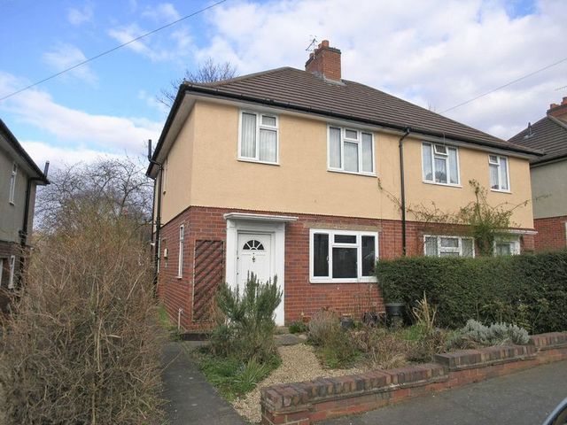  Image of 1 bedroom Flat for sale in Pebble Close Stourbridge DY8 at Pebble Close  Stourbridge, DY8 1LF