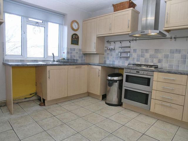  Image of 1 bedroom Flat for sale in Pebble Close Stourbridge DY8 at Pebble Close  Stourbridge, DY8 1LF