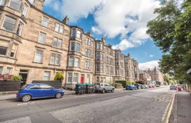  Image of 4 bedroom Flat to rent in Strathearn Road Edinburgh EH9 at Marchmont Edinburgh Edinburgh, EH9 2AB