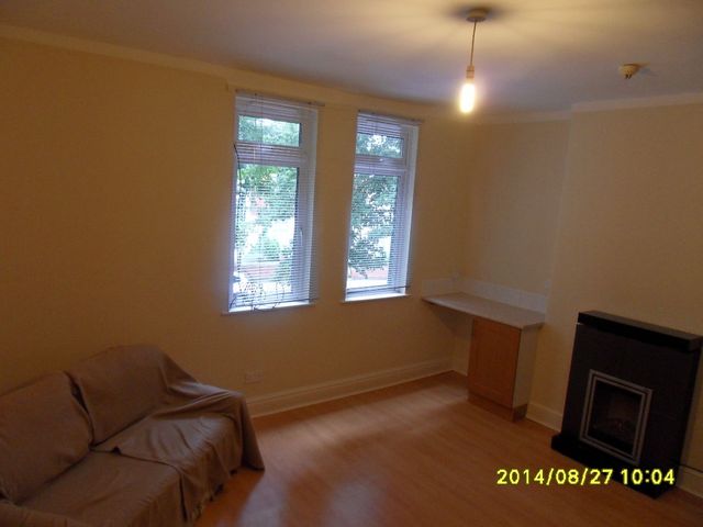 Image of 1 bedroom Flat to rent in Christ Church Road Doncaster DN1 at Doncaster  Doncaster, DN1 2QF
