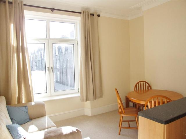  Image of 2 bedroom Flat to rent in Sunnybank Place Aberdeen AB24 at City Centre Aberdeen Aberdeen, AB24 3LA