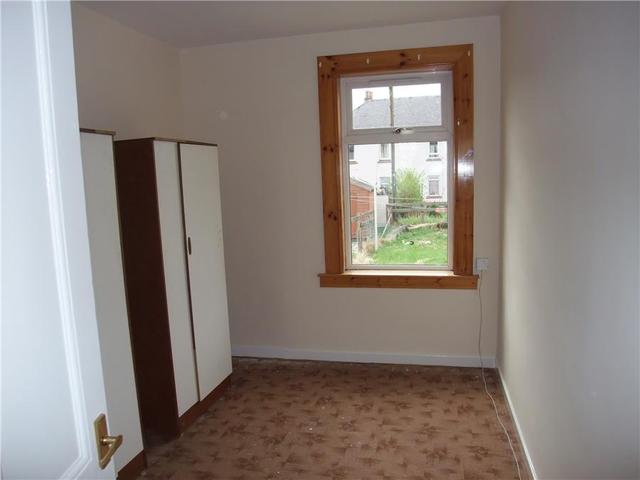  Image of 2 bedroom Flat to rent in Sunnybraes Terrace Steelend Dunfermline KY12 at Dunfermline Fife Fife, KY12 9NE
