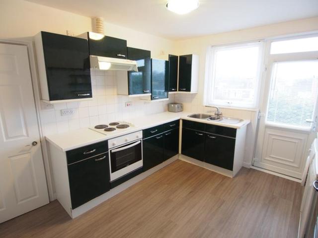  Image of 4 bedroom Terraced house to rent in Sunnyside Road Aberdeen AB24 at City Centre Aberdeen Aberdeen, AB24 3LR