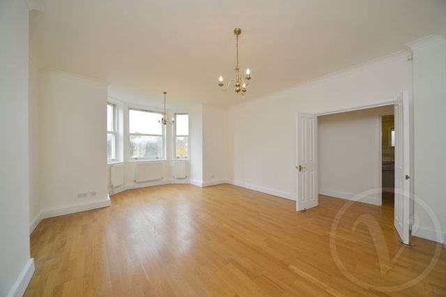  Image of 3 bedroom Flat to rent in Sutherland Avenue London W9 at Sutherland Avenue Maida Vale Maida Vale, W9 1HP