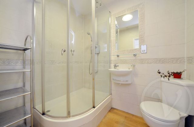  Image of 3 bedroom Flat to rent in Sutherland Avenue London W9 at Sutherland Avenue Maida Vale Maida Vale, W9 1HP