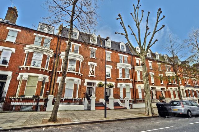 Image of 3 bedroom Flat to rent in Sutherland Avenue London W9 at Sutherland Avenue Maida Vale Maida Vale, W9 1HP