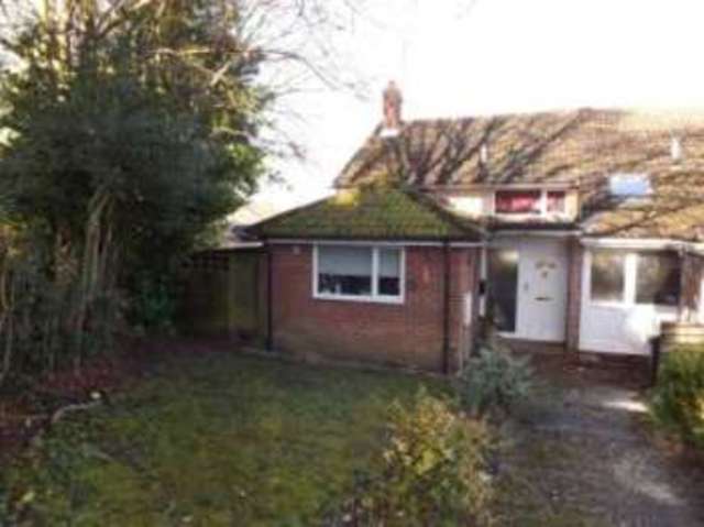  Image of 3 bedroom End of Terrace for sale in Fairlawn Road Tadley RG26 at Tadley Hampshire Tadley, RG26 3SJ