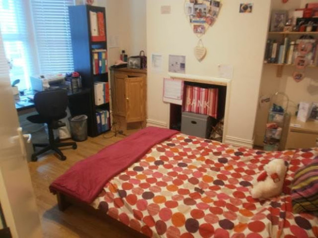  Image of 5 bedroom Terraced house to rent in Tewkesbury Street Cathays Cardiff CF24 at Tewkesbury Street  Cardiff, CF24 4QR