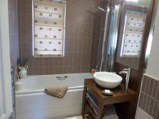  Image of 4 bedroom Detached house for sale in Modbury Ivybridge PL21 at Thatches Modbury Ivybridge, PL21 0SB