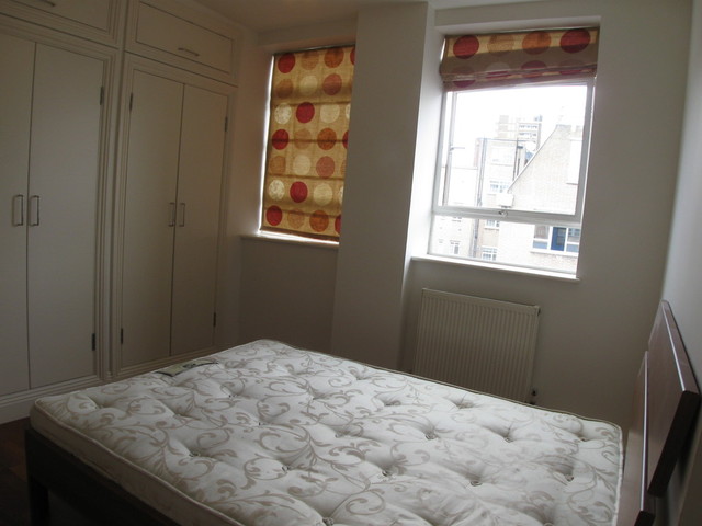  Image of 2 bedroom Apartment to rent in Bunhill Row London EC1Y at Clerkenwell London Old Street, EC1Y 8QW