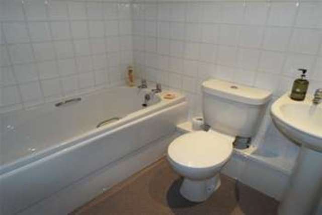  Image of 2 bedroom Flat to rent in St. James Gate Newcastle upon Tyne NE1 at Newcastle upon Tyne, NE1 4BA