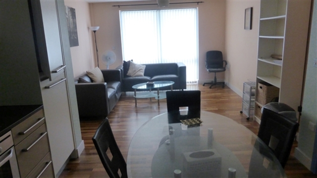  Image of 1 bedroom Apartment to rent in The Boulevard Birmingham B5 at The Boulevard Edgbaston Birmingham, B5 7SE