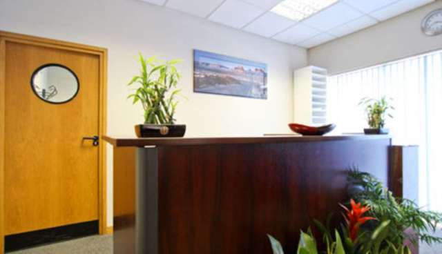  Image of Detached house to rent in The Broadway London SW19 at Wimbledon SW19 London, SW19 1NE