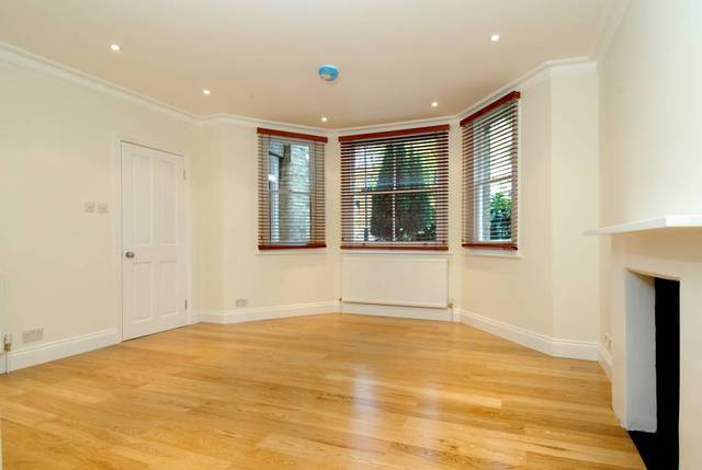  Image of 1 bedroom Flat to rent in The Chase London SW4 at The Chase  London, SW4 0NP