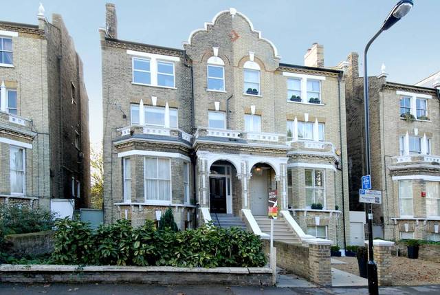  Image of 1 bedroom Flat to rent in The Chase London SW4 at The Chase  London, SW4 0NP