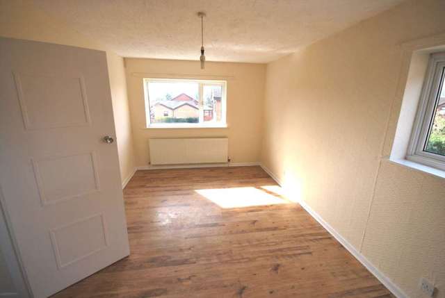  Image of 3 bedroom Semi-Detached house to rent in The Close Kirkham Preston PR4 at The Close Kirkham Preston, PR4 2UL