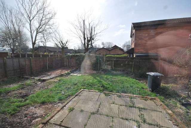  Image of 3 bedroom Semi-Detached house to rent in The Close Kirkham Preston PR4 at The Close Kirkham Preston, PR4 2UL